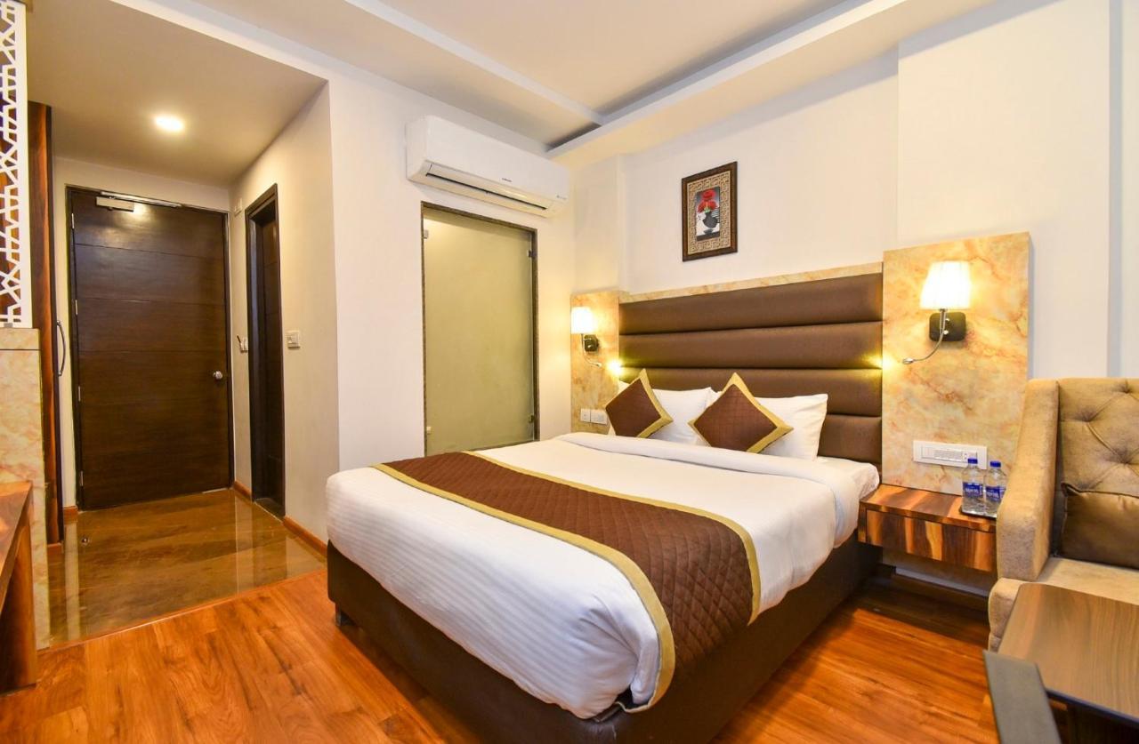 Hotel Suncity Plaza, Sitapura, Jaipur Zimmer foto
